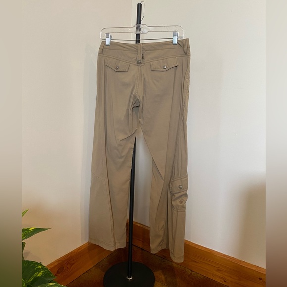Athleta Dipper Pant 2 Petite Beige - Picture 2 of 16